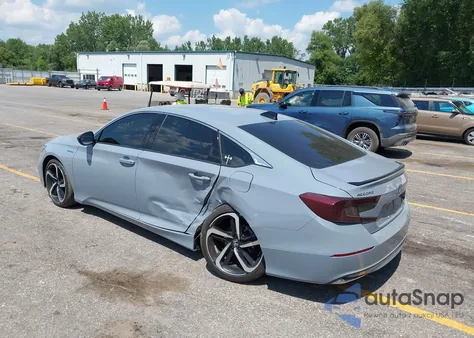 2022 Honda Accord Hybrid Sport z USA, uszkodzony, nr VIN 1HGCV3F21NA040387